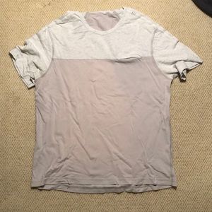 Men’s Lululemon Medium T-Shirt